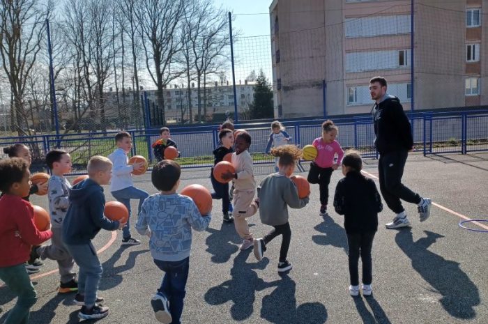 On dribble avec Mathéo.