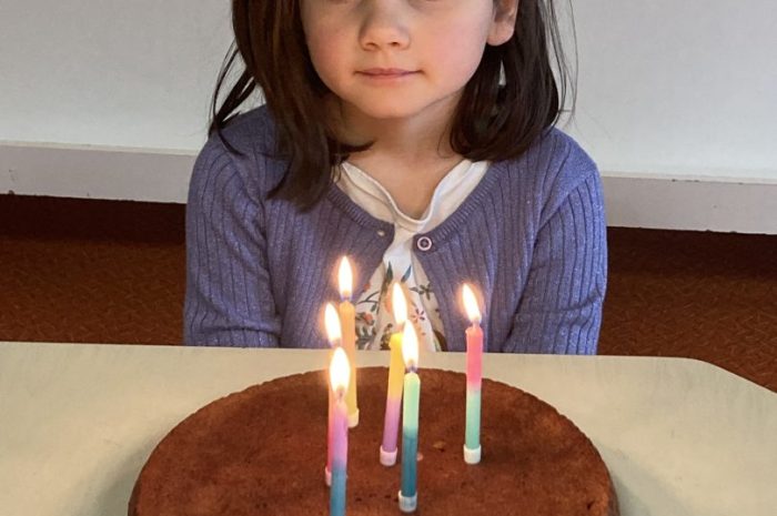 ? Les 6 ans d’Elyne ?